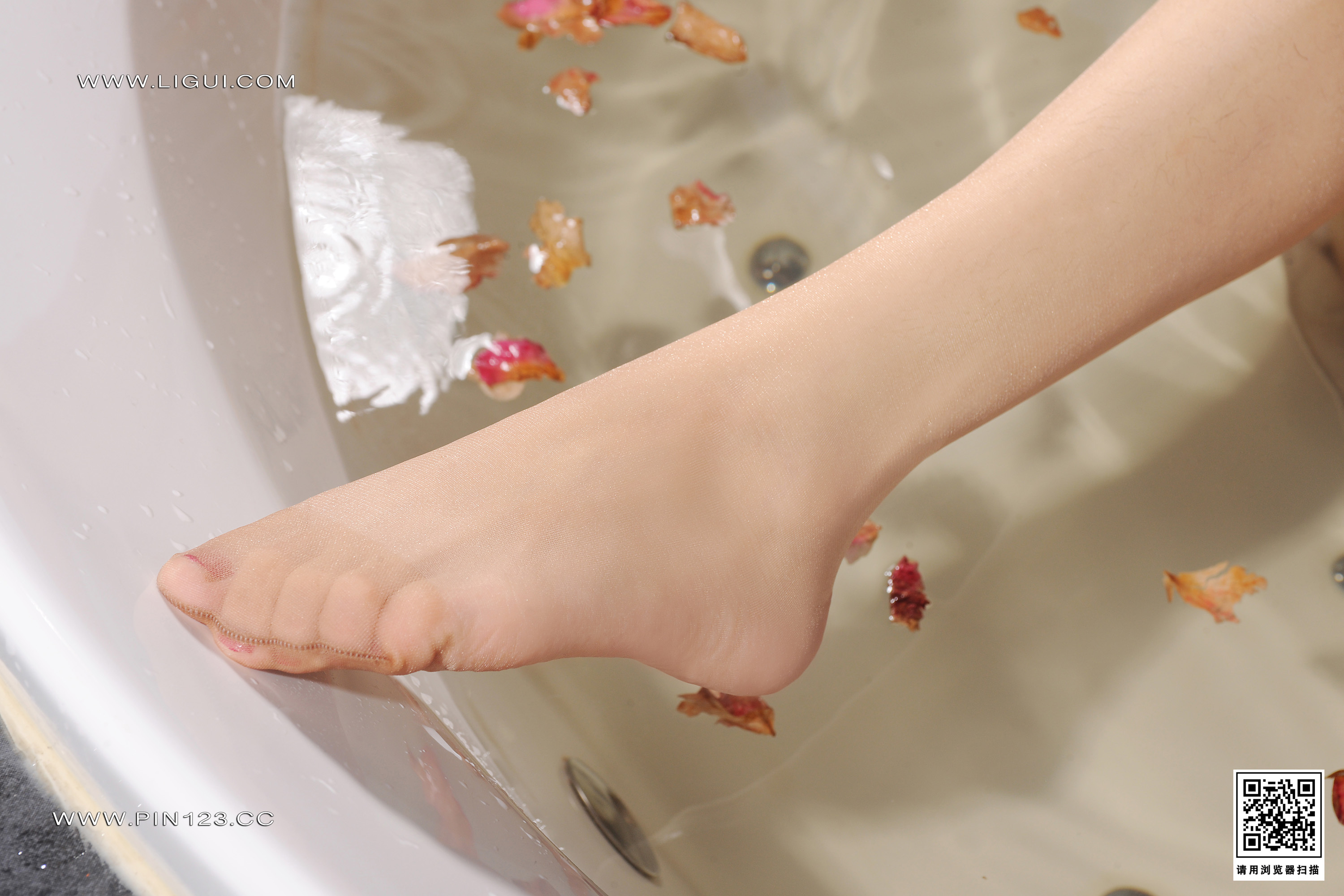 Ligui丽柜 2023.06.24 《丽柜典藏》 英子